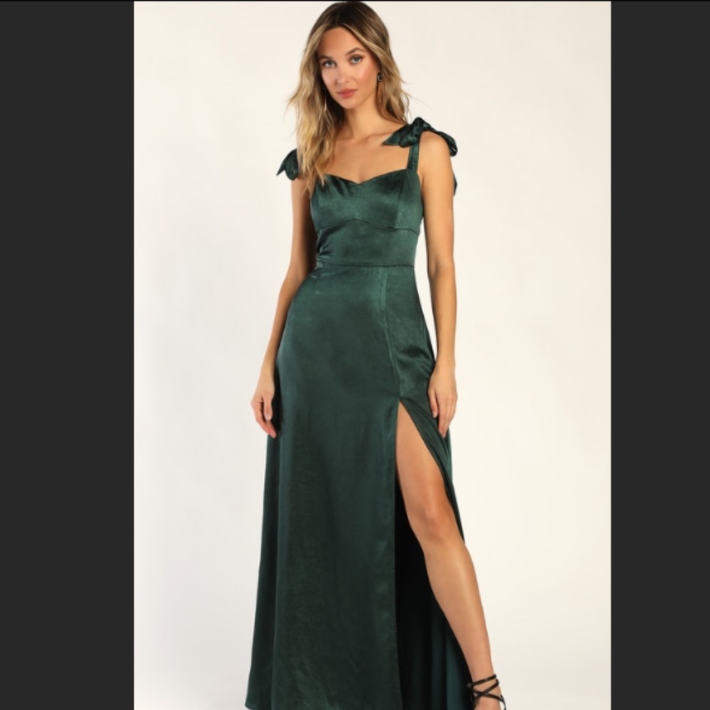 NWOT Lulu's  Emerald Satin Tie-Strap Maxi Dress Size XS